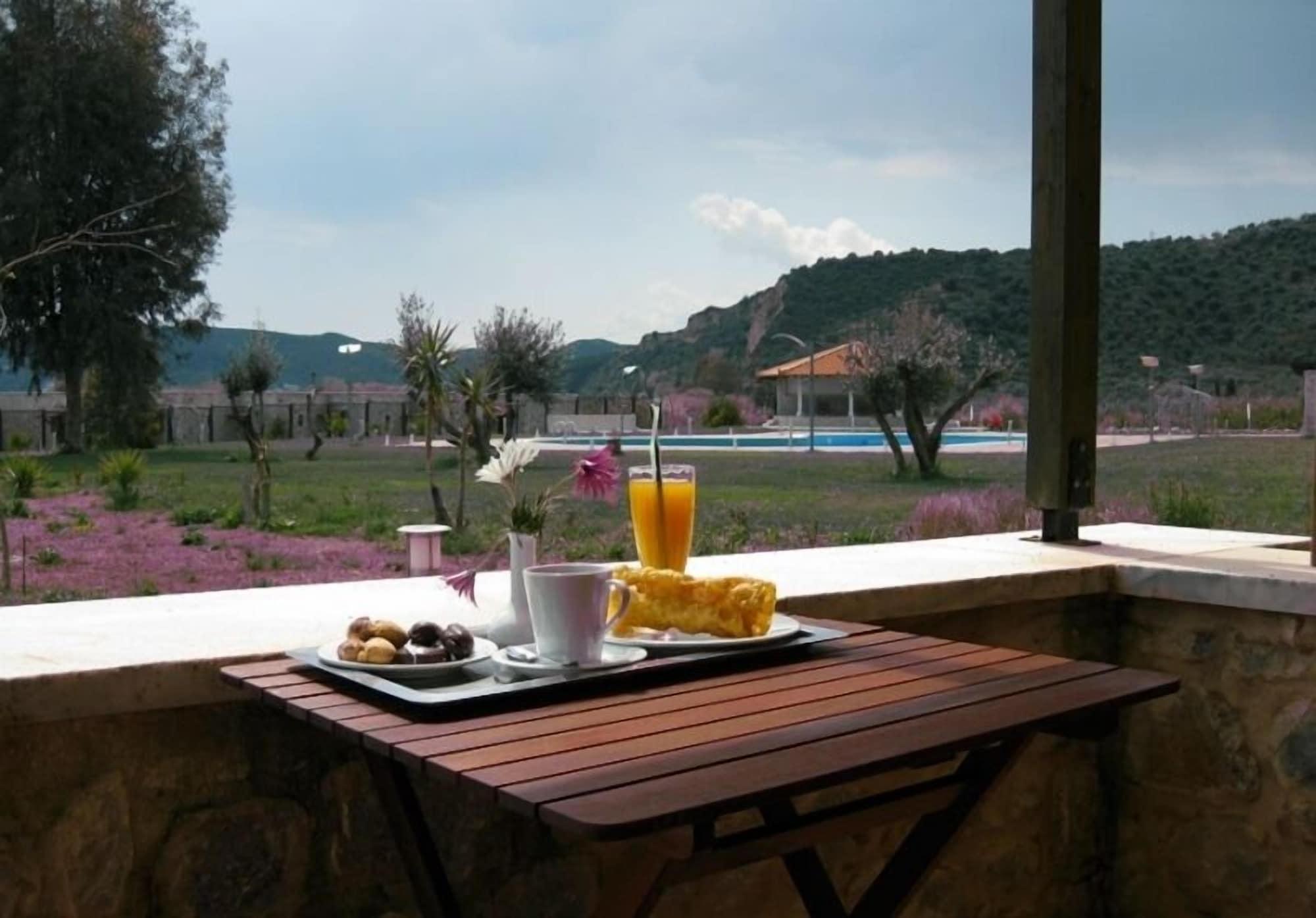 Aktaion Resort Gythio Exterior photo