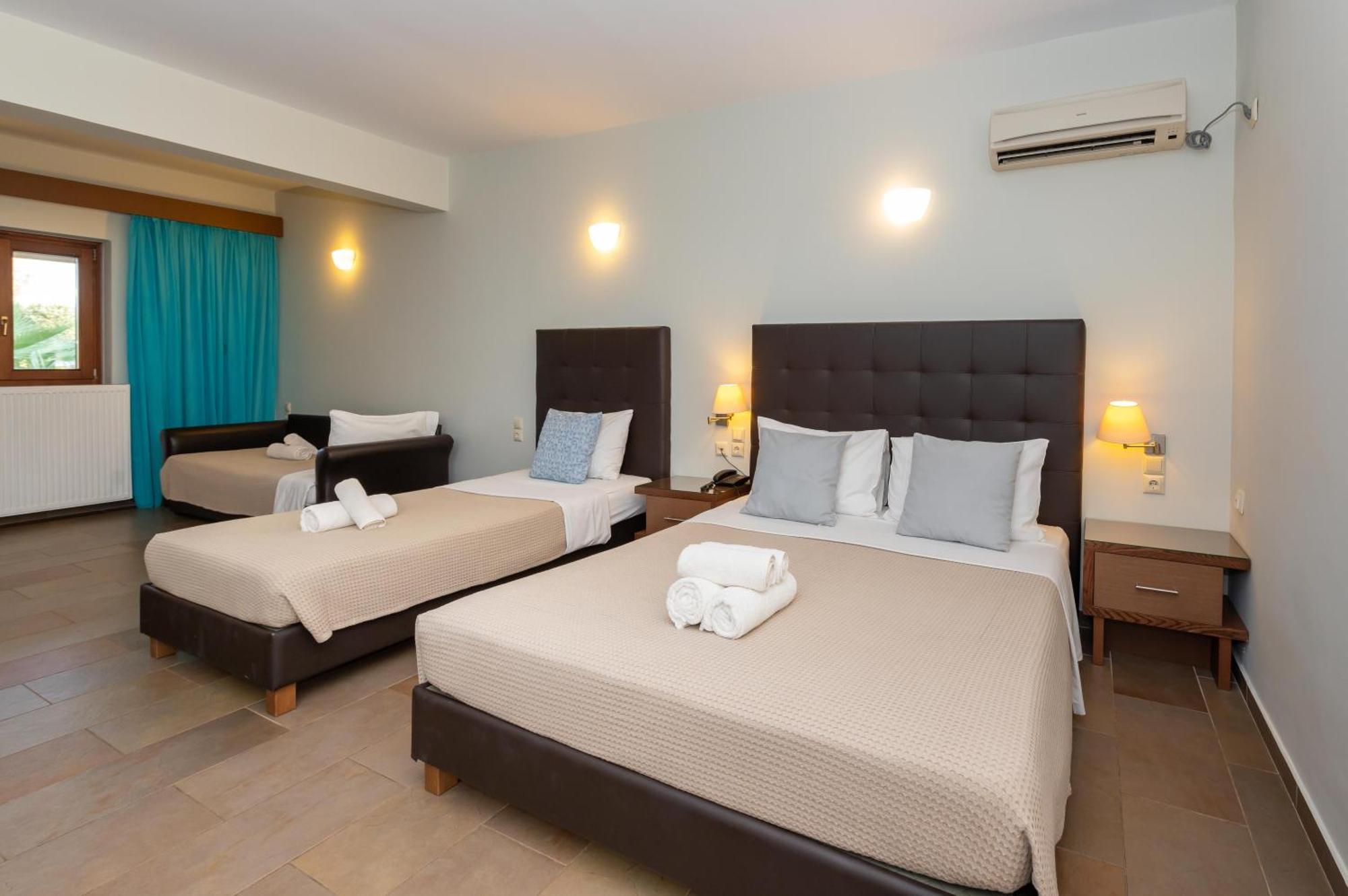 Aktaion Resort Gythio Exterior photo