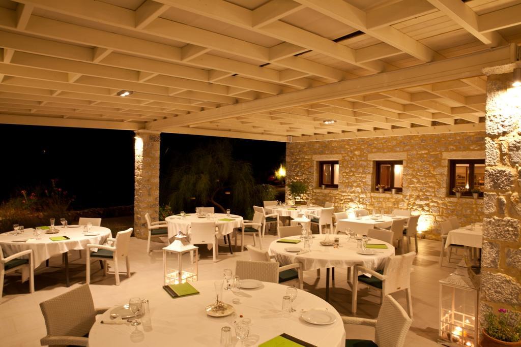 Aktaion Resort Gythio Exterior photo